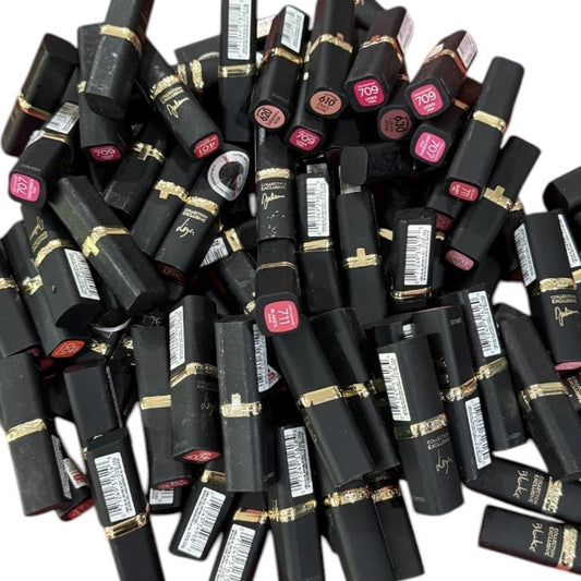SALVAGE Makeup - L'Oreal Paris Color Riche Collection Exclusive Lipstick, Assorted - 105 PCs Lot cosmetics liquidations ecommerce inventory ebay boutique garage sale flea market closeout surplus excess
